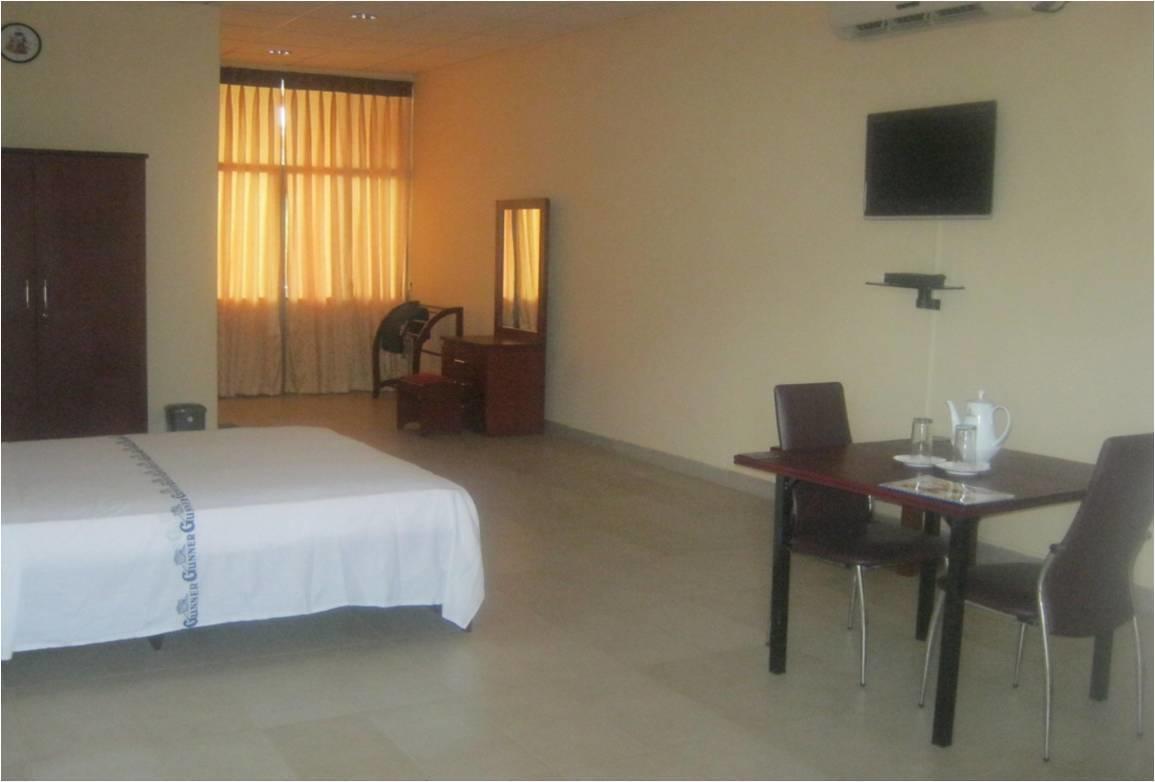 Gunners' Club - Minneriya Habitación foto
